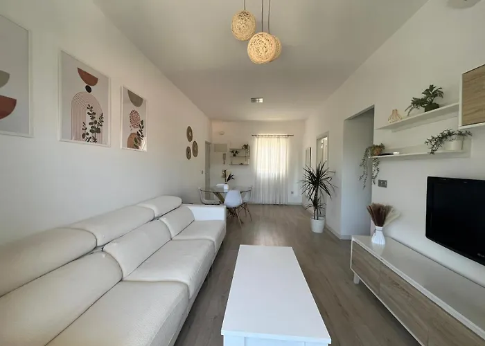 Migueplaya مالقة